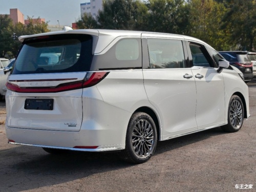 雷克萨斯LM亚洲版 全部在售 2025款 2024款 2023款雷克萨斯LM亚洲版新款平价销售122万起 欢迎上门试驾