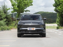 東風(fēng)風(fēng)神L8圖片