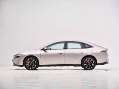 日產(chǎn)N6圖片