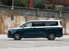 銳勝M(fèi)8新能源圖片