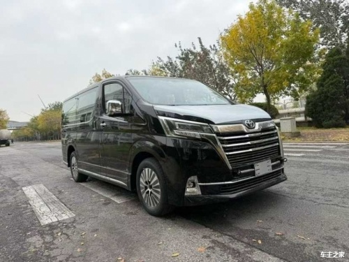 Granvia中东版 全部在售 2025款 2024款 2023款 2022款丰田Granvia中东版目前售价64万起