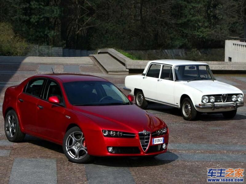 红色 ALFA 159