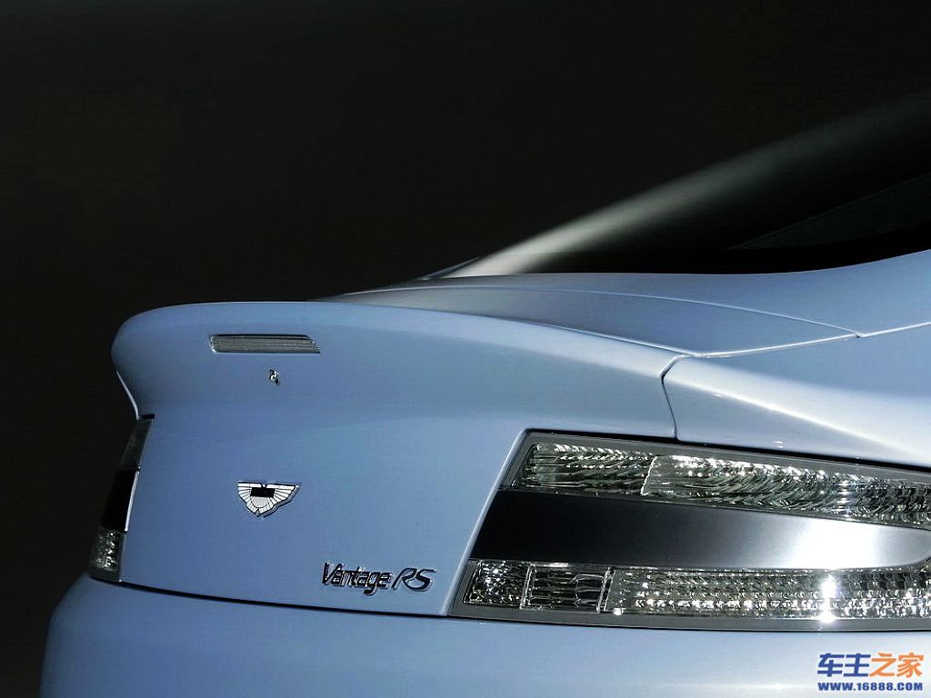 V12 VantageV12 Vantage