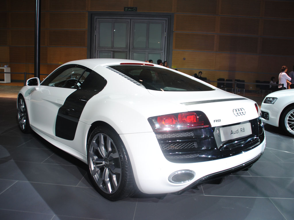 奥迪r8