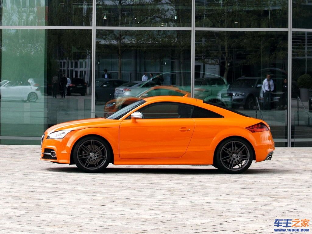 奥迪tt橙色 奥迪tt