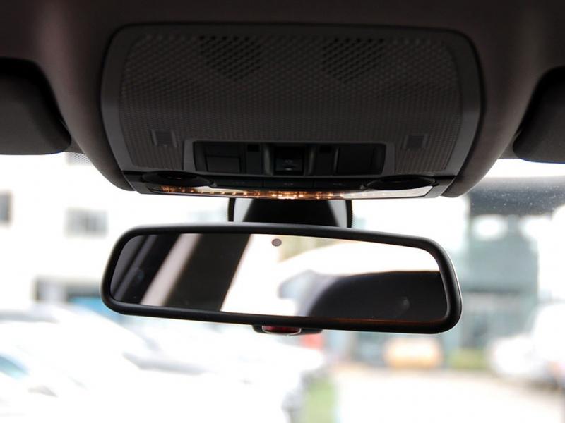 宝马X5(进口)黑色宝马X5 09款 xDrive30i豪华型车内后视镜