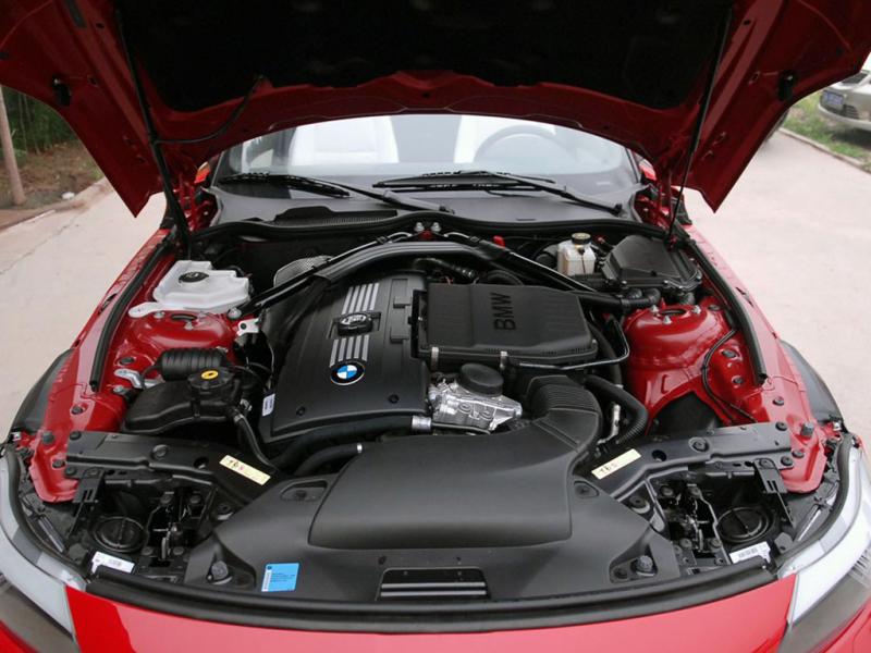 宝马Z4红色宝马Z4 09款 sDrive35i锋尚型发动机