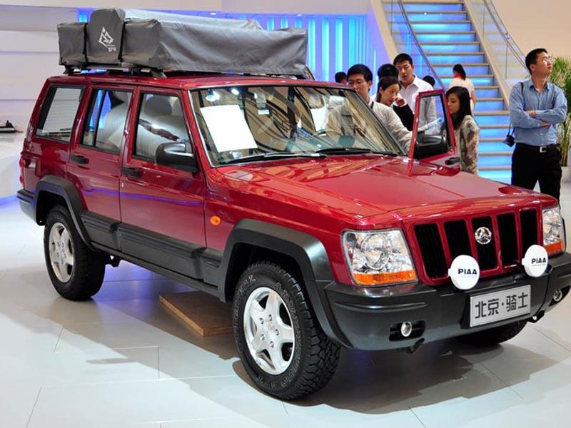 汽车图库 北汽制造 北京汽车制造厂 骑士s12(3/24) 外观 红色骑士车前