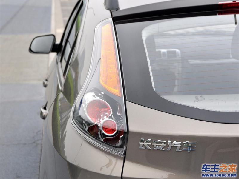 长安CX30长安CX30