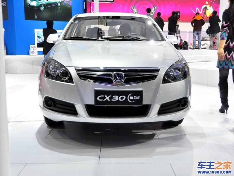 长安CX30 长安CX30