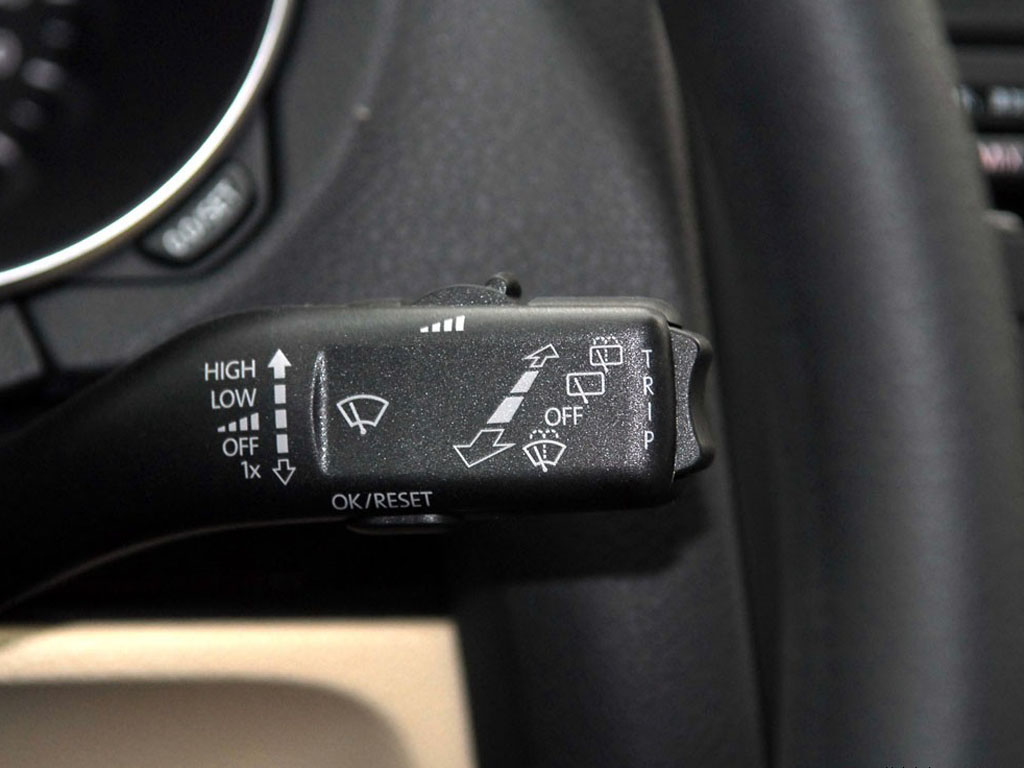 高尔夫雨刮器开关