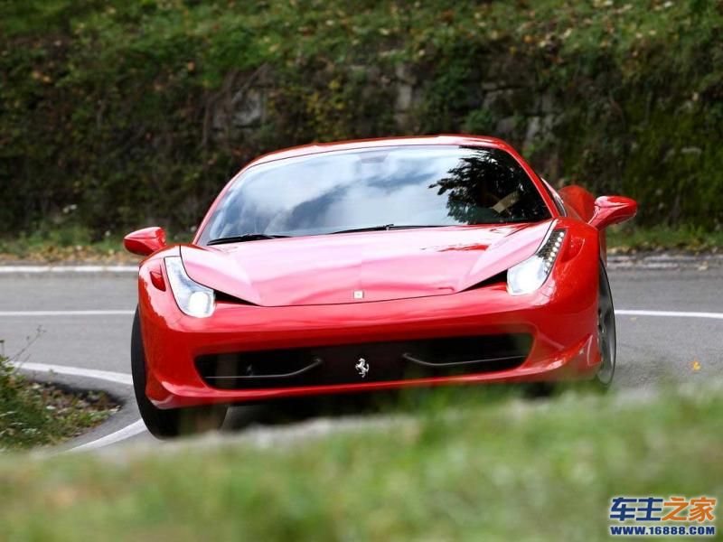 法拉利458红色 法拉利458 Italia