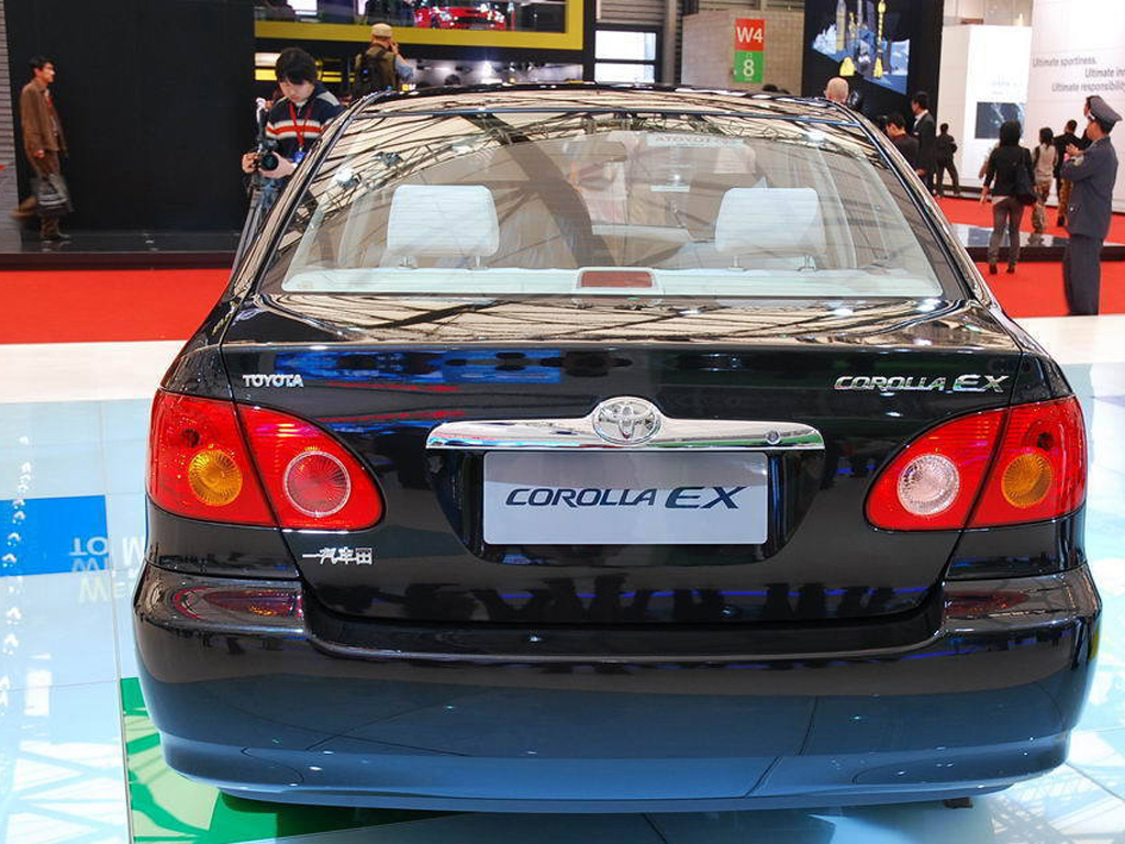 黑色花冠ex正后方