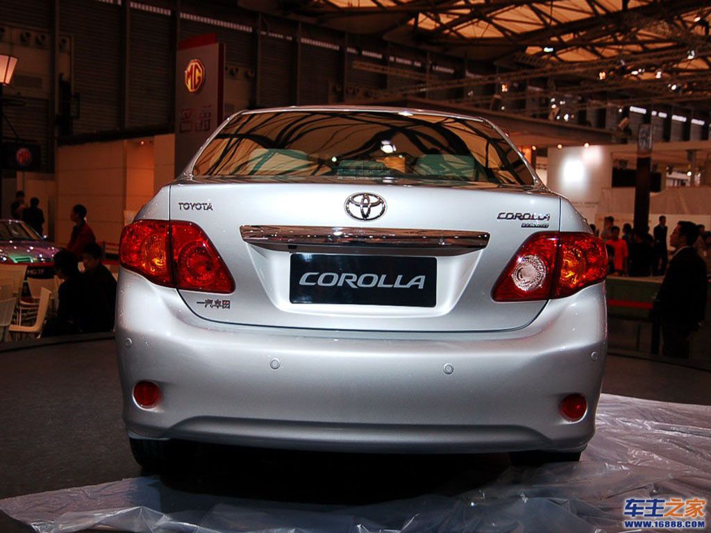 汽车图库 丰田 一汽丰田 卡罗拉(72/719) 外观 银色 卡罗拉 参考成交