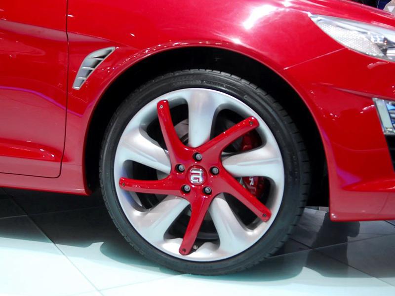红色广汽概念车轮胎