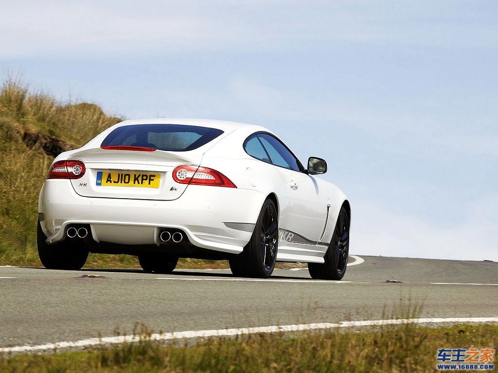  XKR