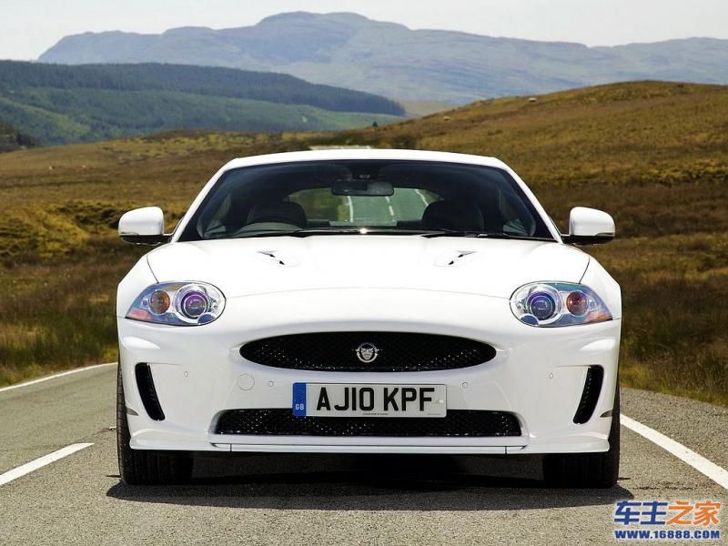  XKR