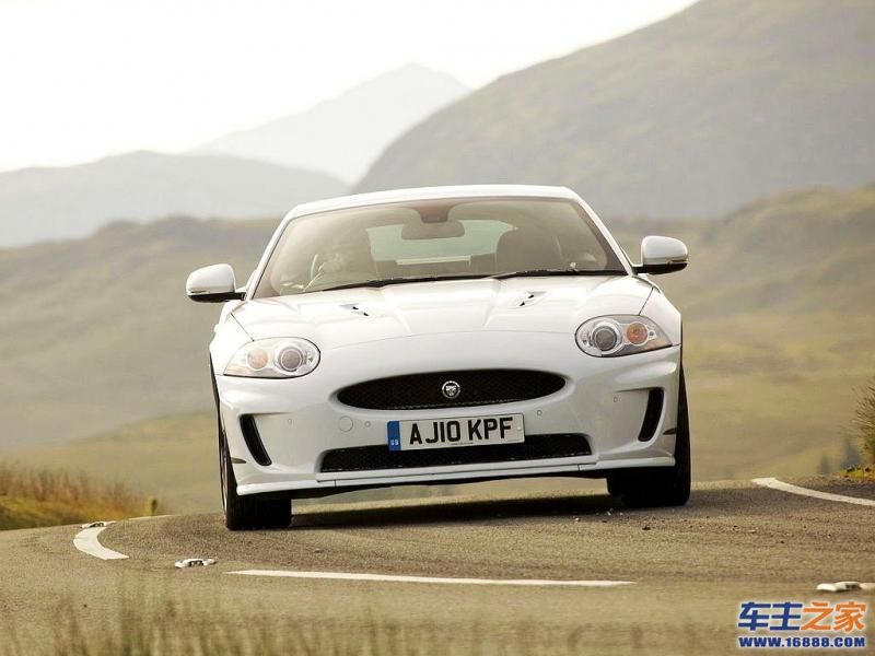  XKR