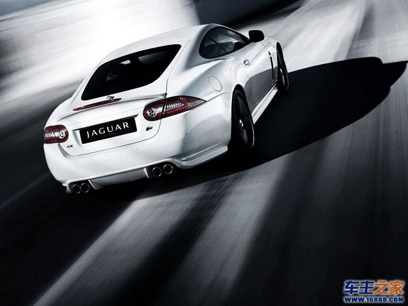  XKR