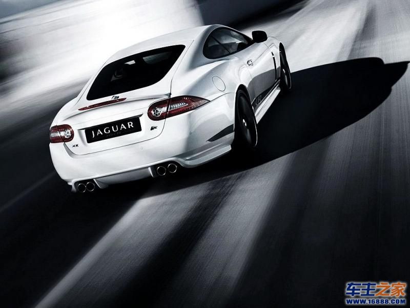  XKR