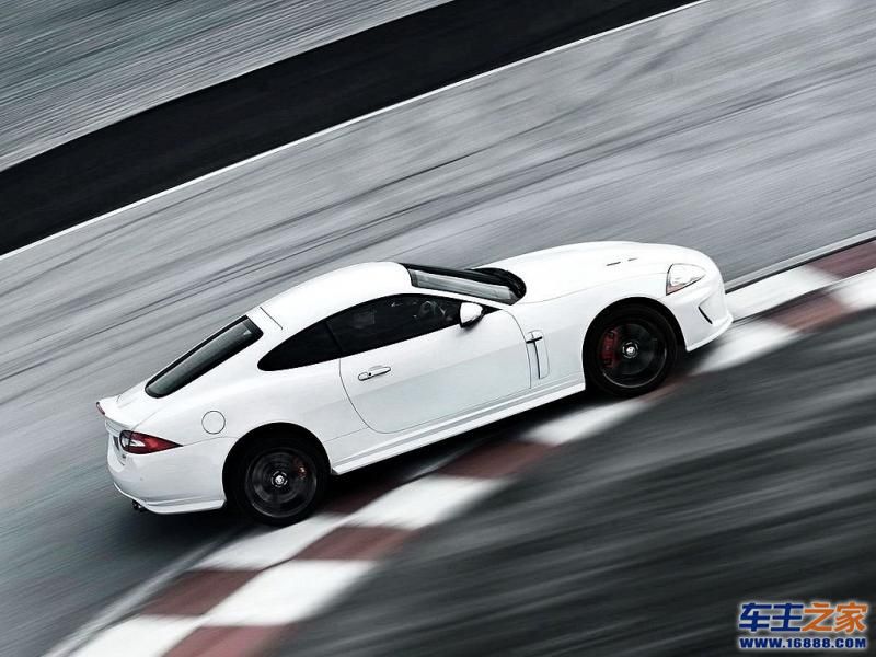  XKR