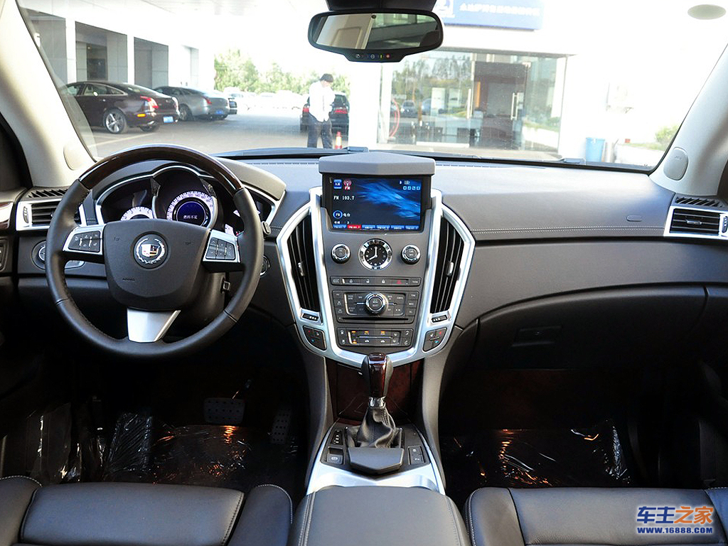 凯迪拉克srx中控台