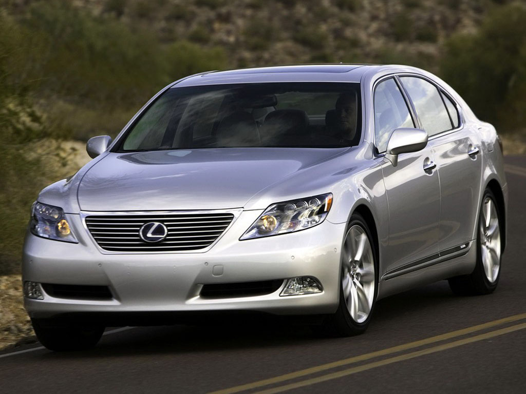 雷克萨斯ls银色雷克萨斯ls前脸
