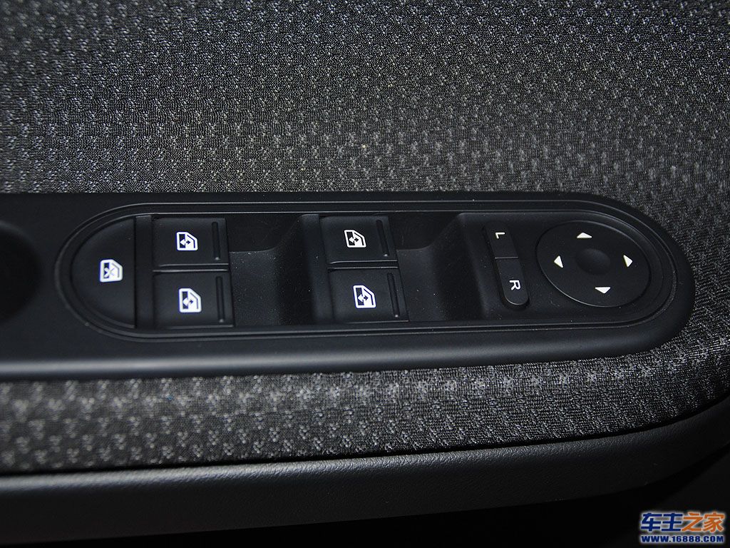 名爵3MG3车窗控制按钮