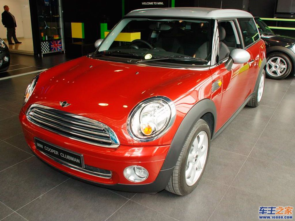 紅色mini clubman