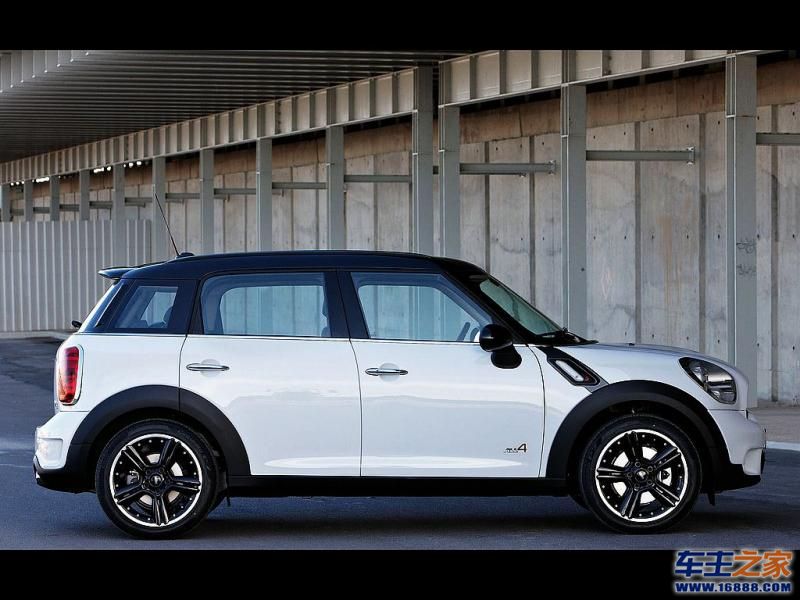 MINI COUNTRYMAN白色 MINI Countryman