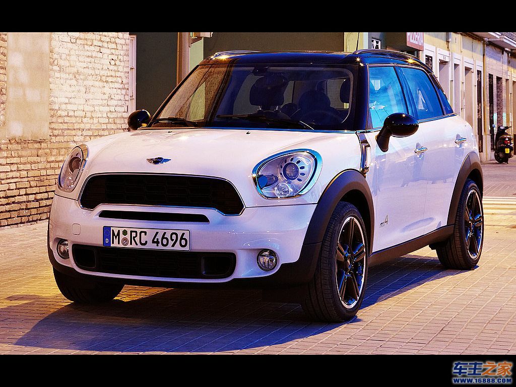 MINI COUNTRYMAN白色 MINI Countryman