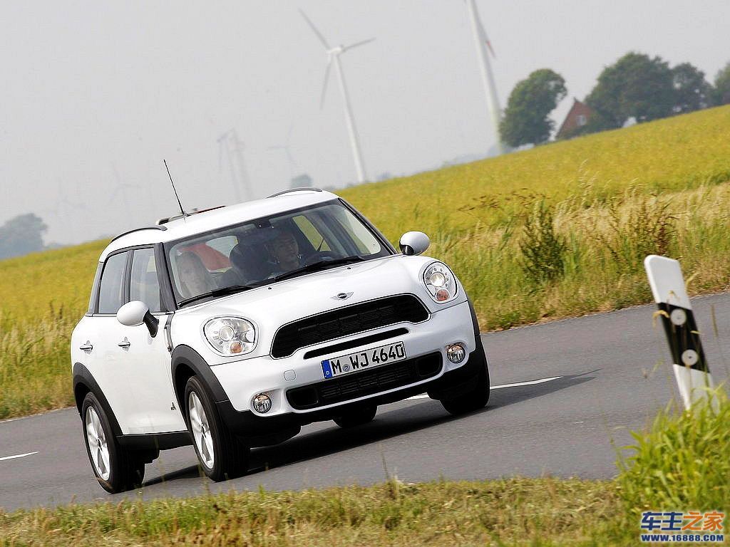 MINI COUNTRYMAN白色 MINI Countryman