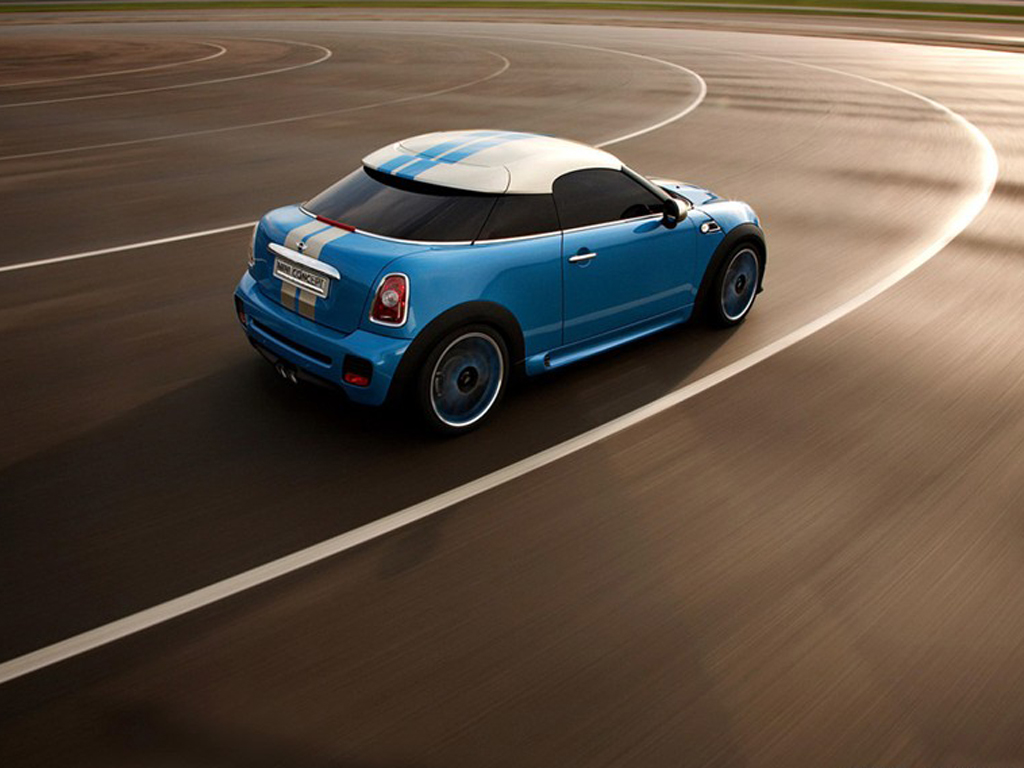 MINI COUPE蓝色MINI Coupe Concept车后右侧
