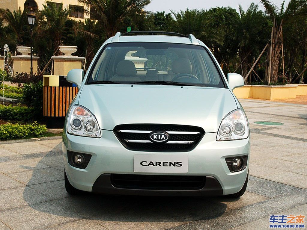 汽车图库 起亚 进口起亚 佳乐(64/274) 外观 绿色 新佳乐 参考成交价