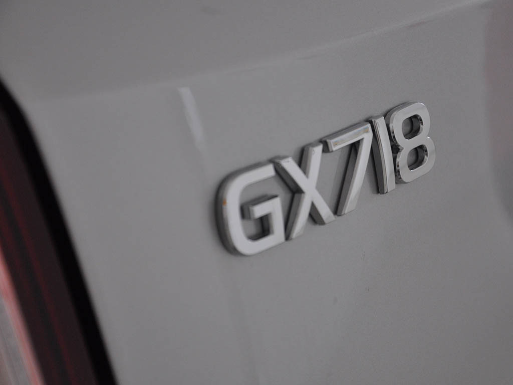 吉利GX7标识