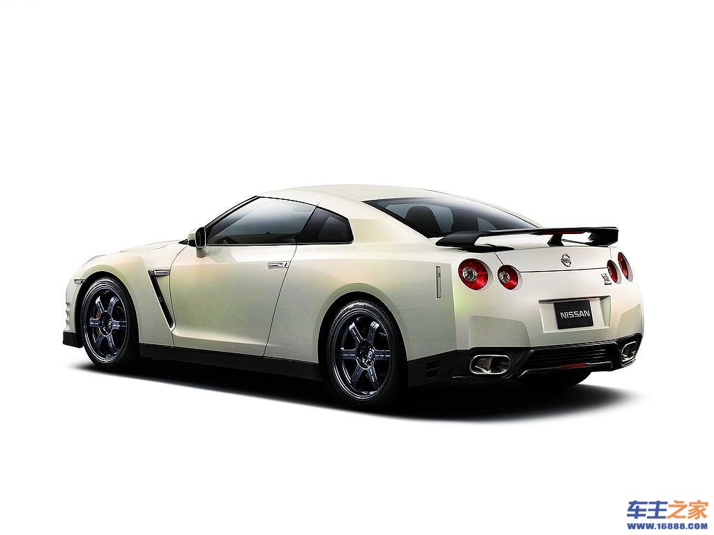 日产GT-R 日产GT-R