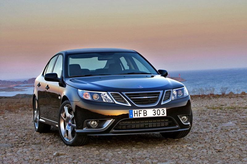 Saab 9-3蓝色Saab 9-3侧前方