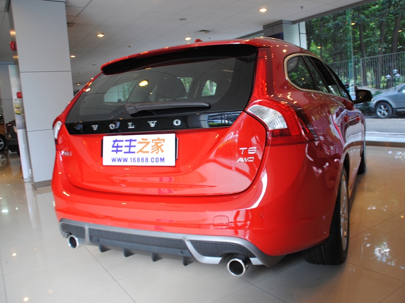 沃尔沃V60右后尾