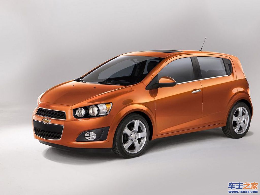 爱唯欧 艾维欧aveo右后方