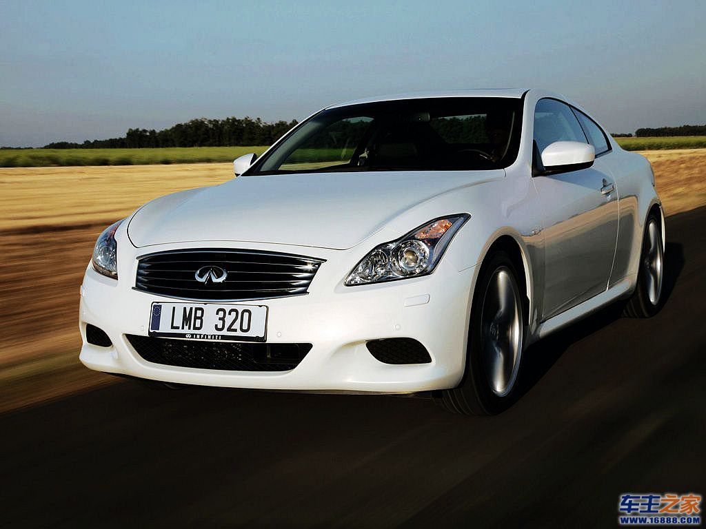 白色 英菲尼迪g系