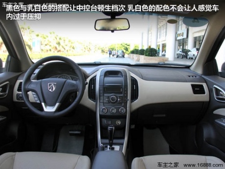 上汽通用五菱  宝骏630 1.5L DVVT