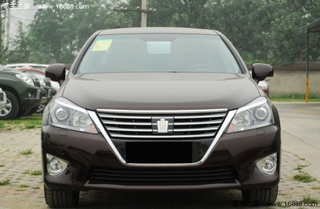 丰田皇冠 2012款 V6 3.0 Royal Saloon VIP