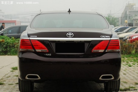 丰田皇冠 2012款 V6 3.0 Royal Saloon VIP