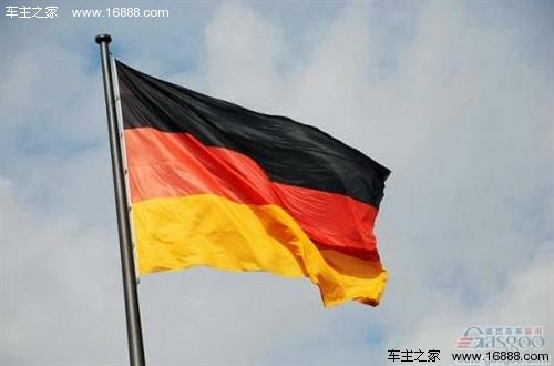 盖世汽车讯 据路透社报道，德国汽车经销商协会ZDK日前表示，2013年德国市场的新车销量预计将达到290万辆，与今年310万辆的预期水平相比，下跌6.5%。