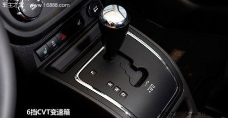 试驾JEEP自由客2.4运动版