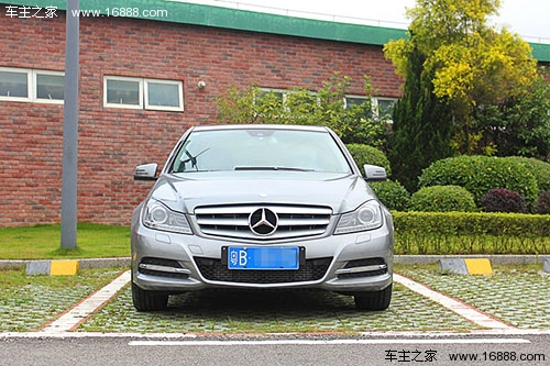 多图详细解读奔驰c206时尚型用车体验