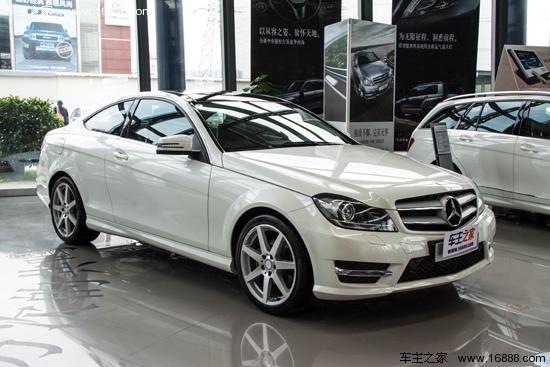 奔驰c180轿跑实拍图解年轻小资首选