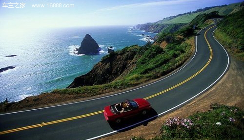 一定要先减速 详解七种不同路况下的转弯技巧