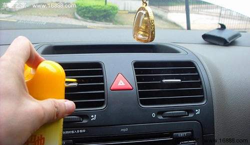 It is best to DIY cleaning your car air conditioner once a month