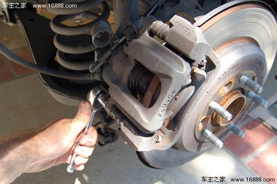 Eight items to pay attention to in vehicle maintenance and inspection before the Spring Festival